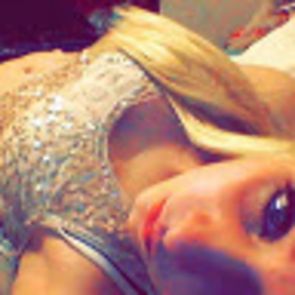 Meet your Posher, Violet - Picture 1 of 1